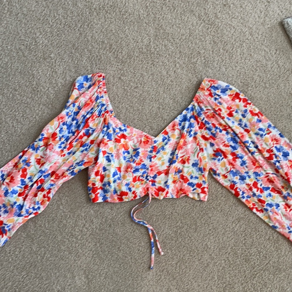 L Space Two Piece Set. Includes Both Top And Bott… - image 3